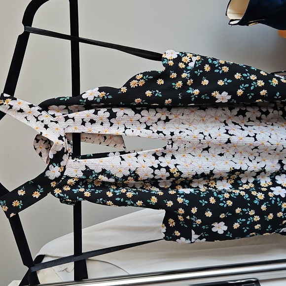 2/$20 Monteau - Floral Halter Dress - Black and White - Size Medium - Picture 2 of 5